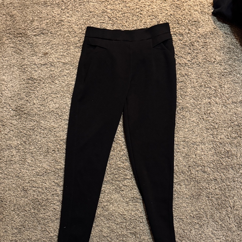AEROSOLES Black Skinny Women's Pants